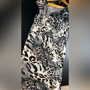 Muse leopard print stretchy side knot women’s dress Size 12 EUC